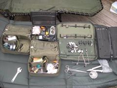 trusa unui pescar contie......etc